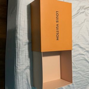 Louis Vuitton box